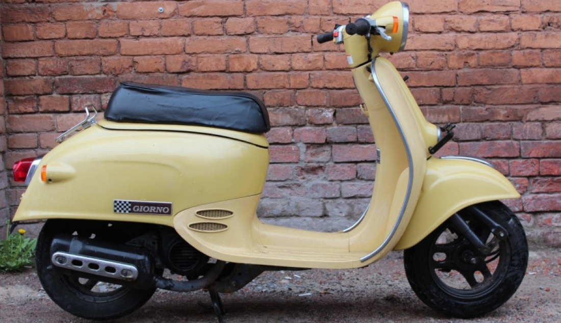 Honda Giorno AF24 в ретро стиле