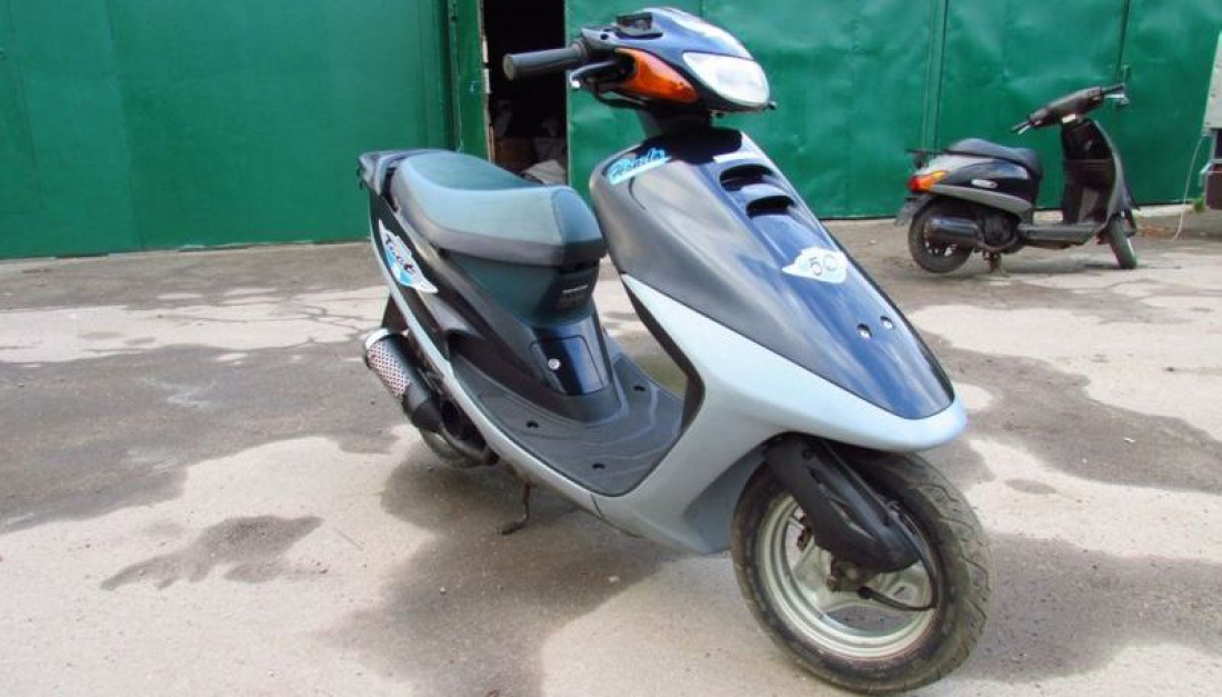 Обзор скутера Honda Tact AF 30